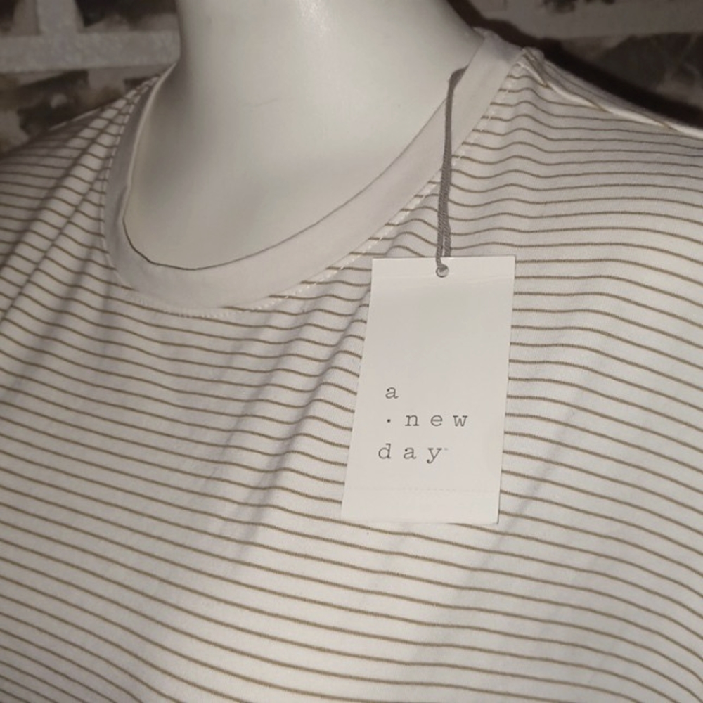 A new day stripped t-shirt Dress🌴 - Picture 8 of 11